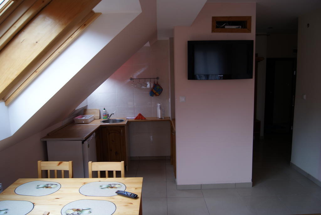 Apartamento Domowe Zacisze Ustka Habitación foto