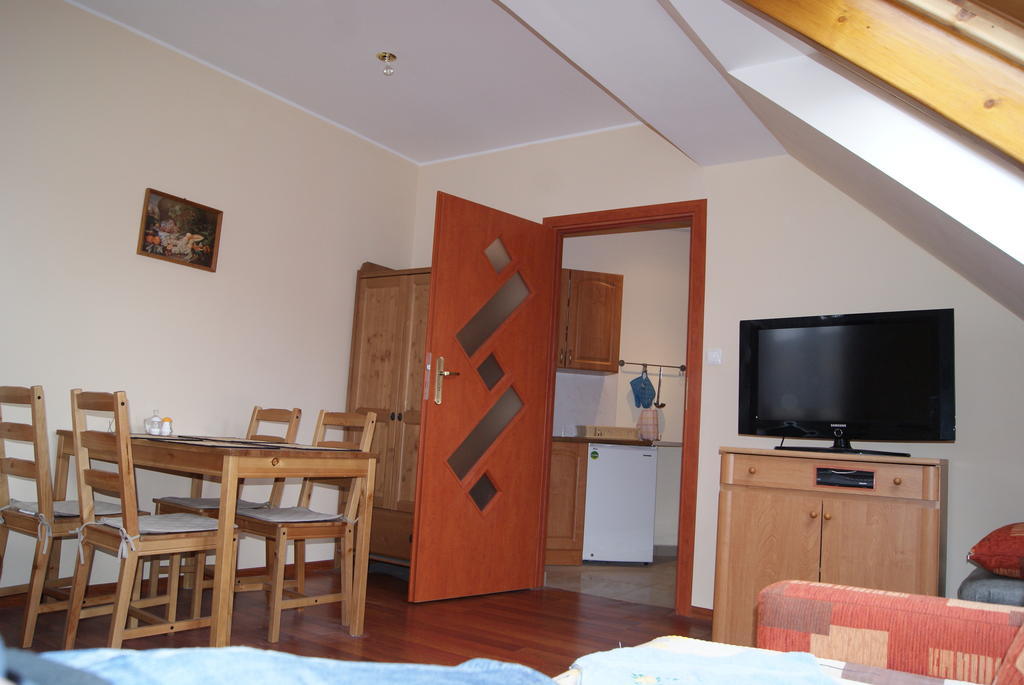Apartamento Domowe Zacisze Ustka Habitación foto